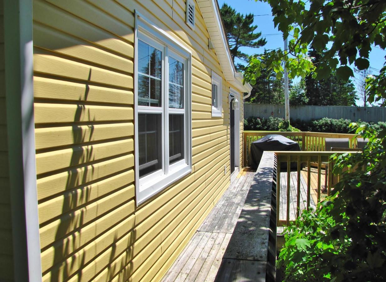 Larinda'S Landing Oceanfront Cottages Halifax Exterior foto